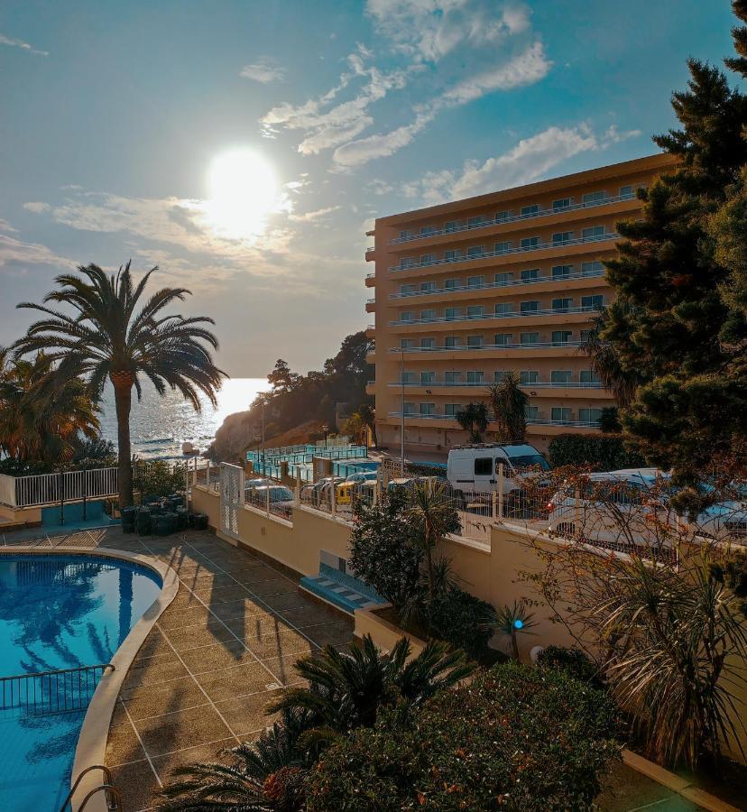 Apartamento Junto Al Mar 살루 외부 사진